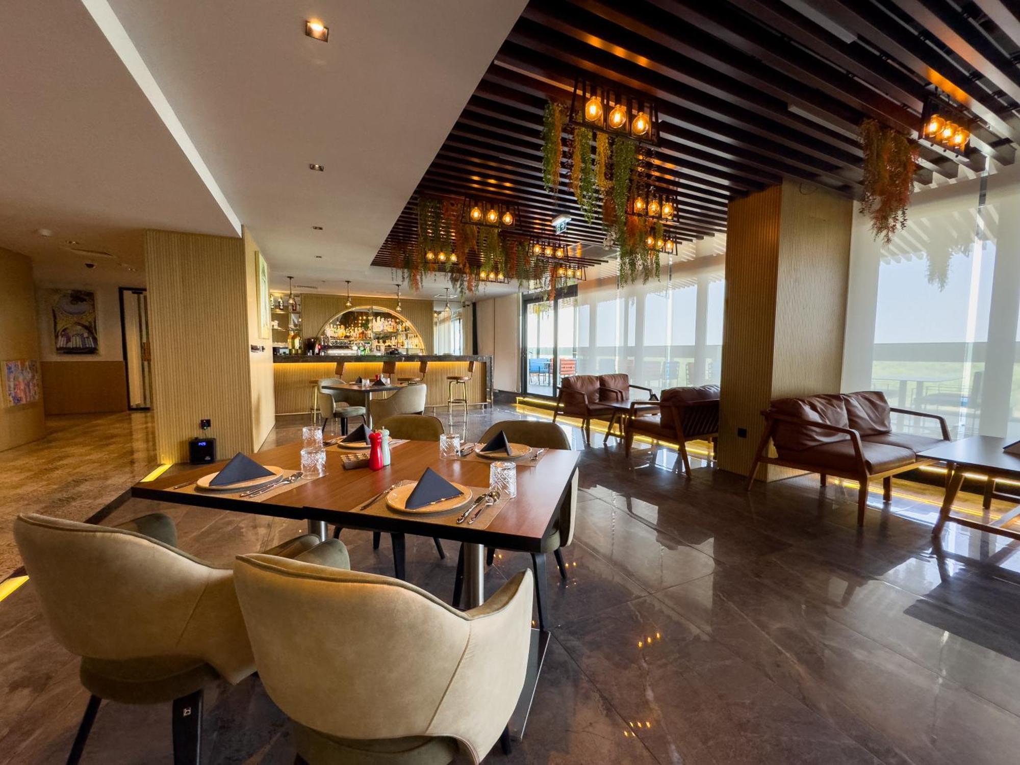 Millennium Place Mirdif Dubai Exteriör bild